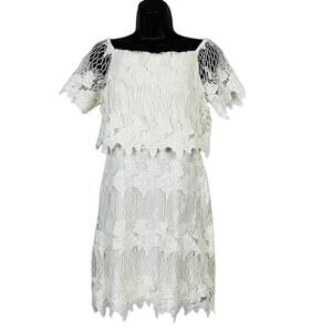 NEW! Gianni Bini Maggie Dress Crochet Lace Overlay Floral - S